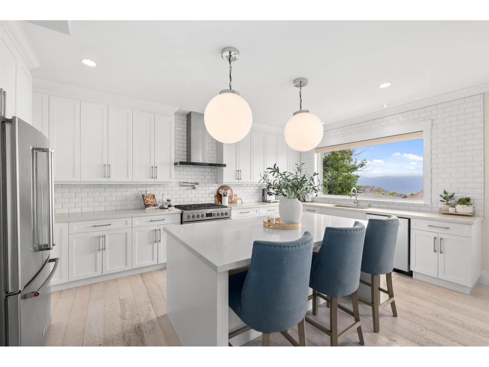 3 35520 MAHOGANY DRIVE