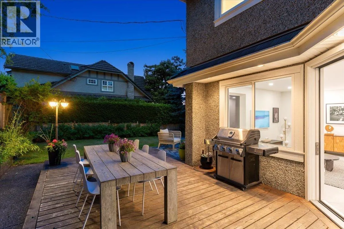 1910 QUILCHENA CRESCENT