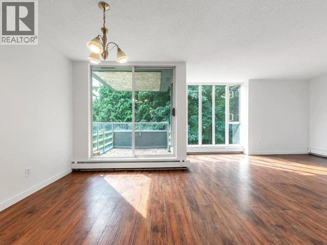 307 3061 E KENT AVENUE NORTH