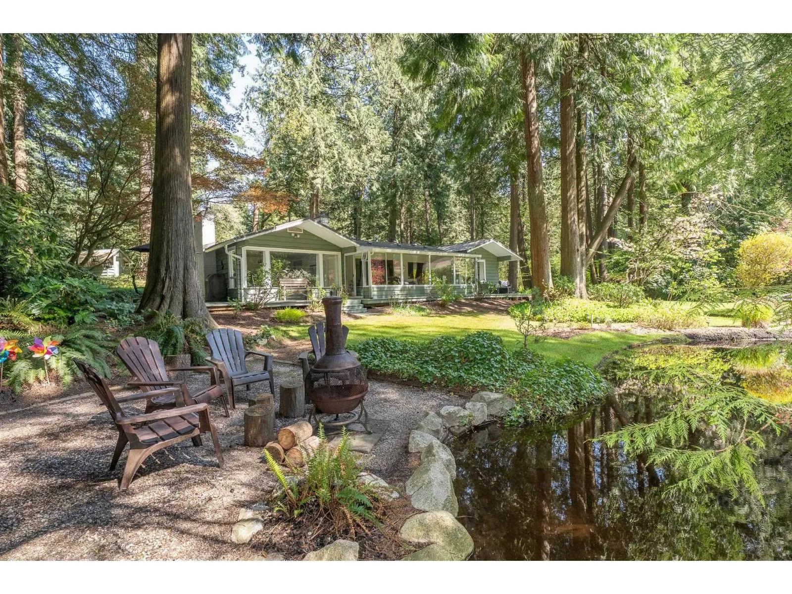18 CLOVERMEADOW CRESCENT