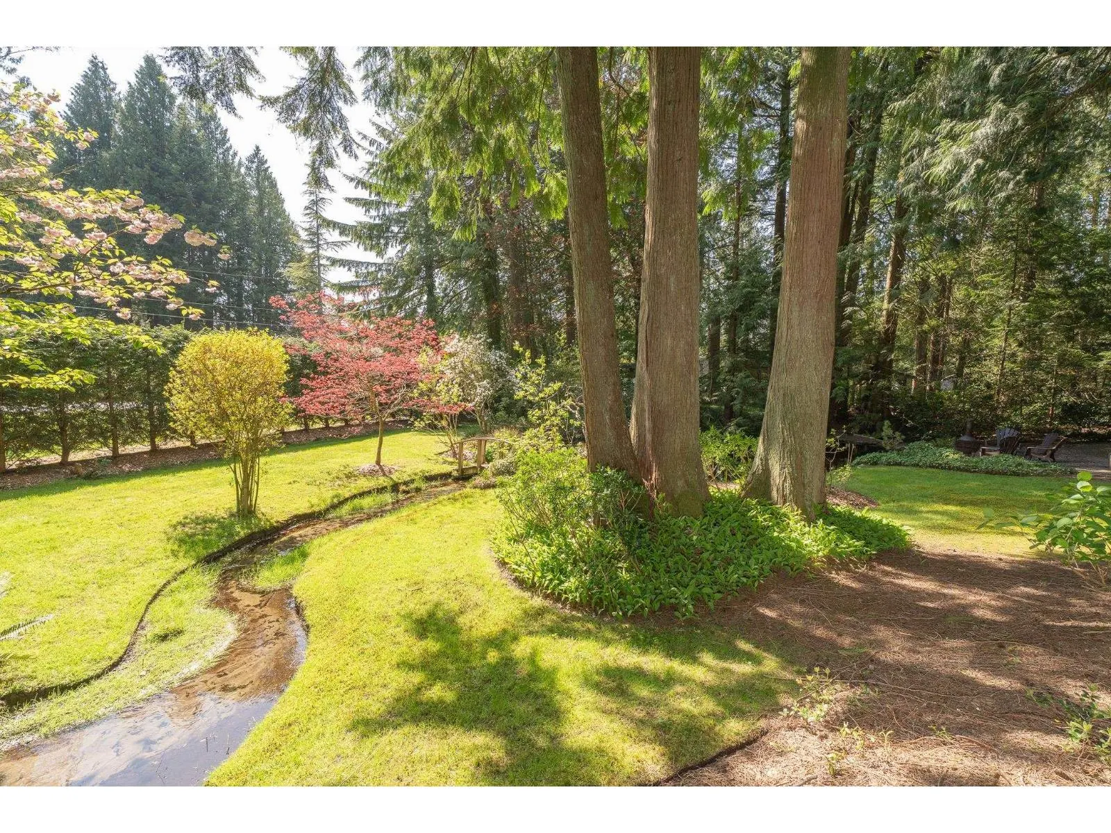 18 CLOVERMEADOW CRESCENT