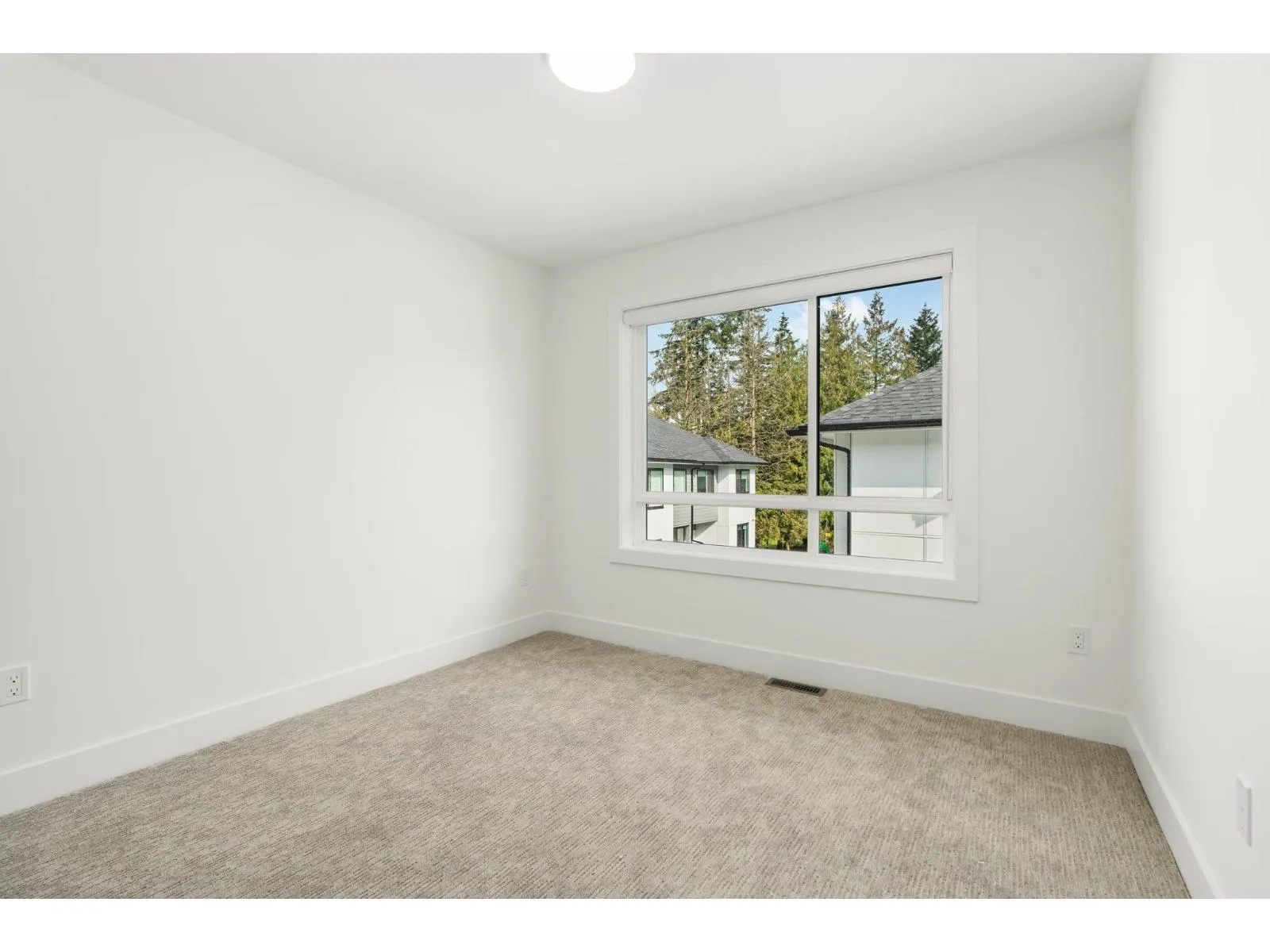 37 12635 63 AVENUE