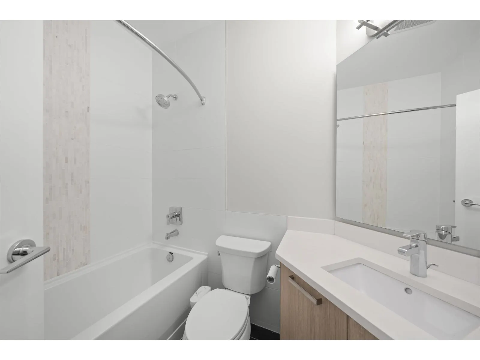 510 15388 105 AVENUE