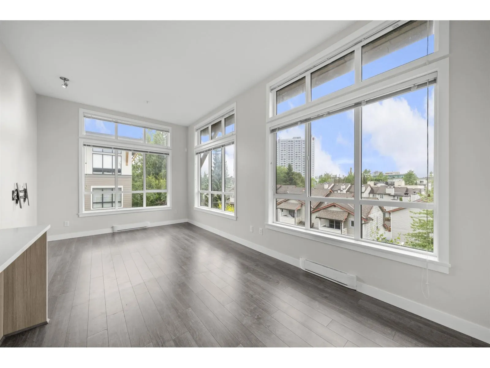 510 15388 105 AVENUE