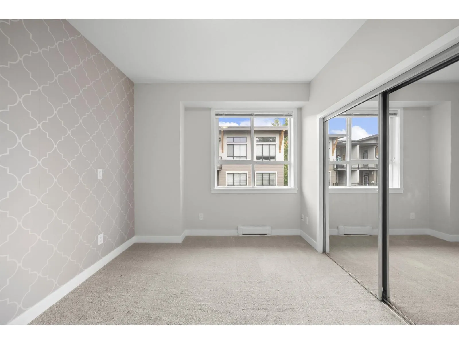 510 15388 105 AVENUE