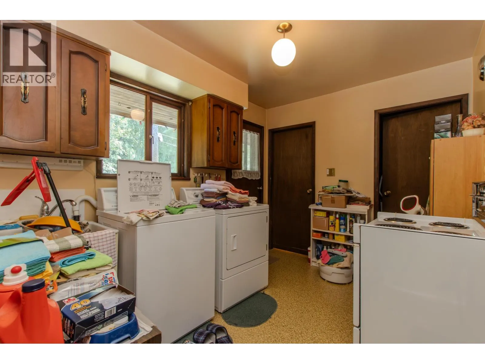 41560 GOVERNMENT ROAD