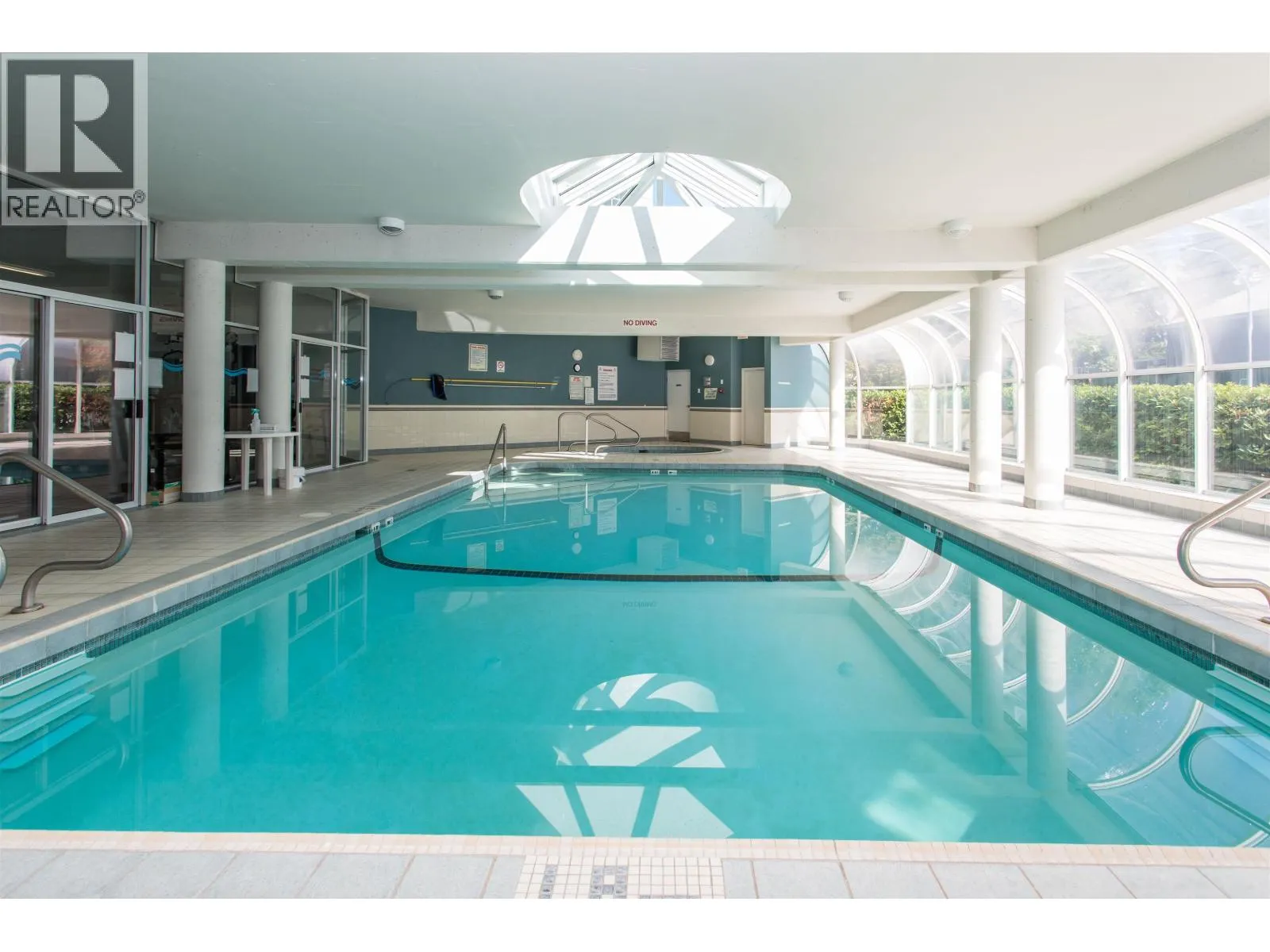402 1045 QUAYSIDE DRIVE