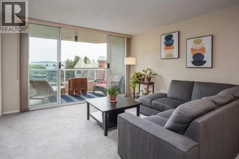 402 1045 QUAYSIDE DRIVE
