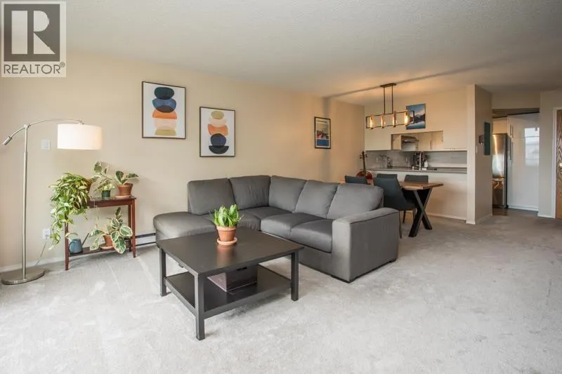 402 1045 QUAYSIDE DRIVE