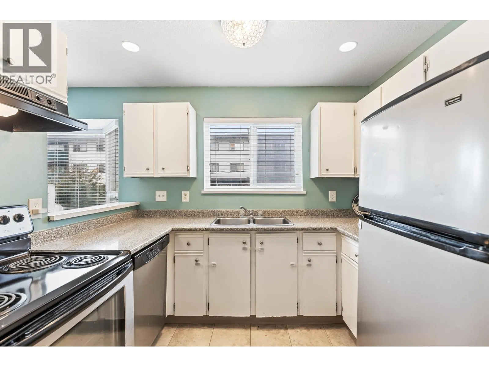 201 11724 225 STREET