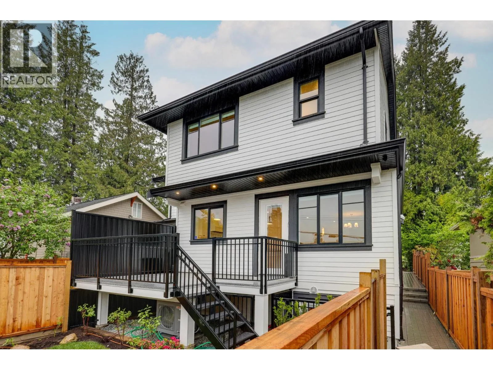 261 E 23RD STREET