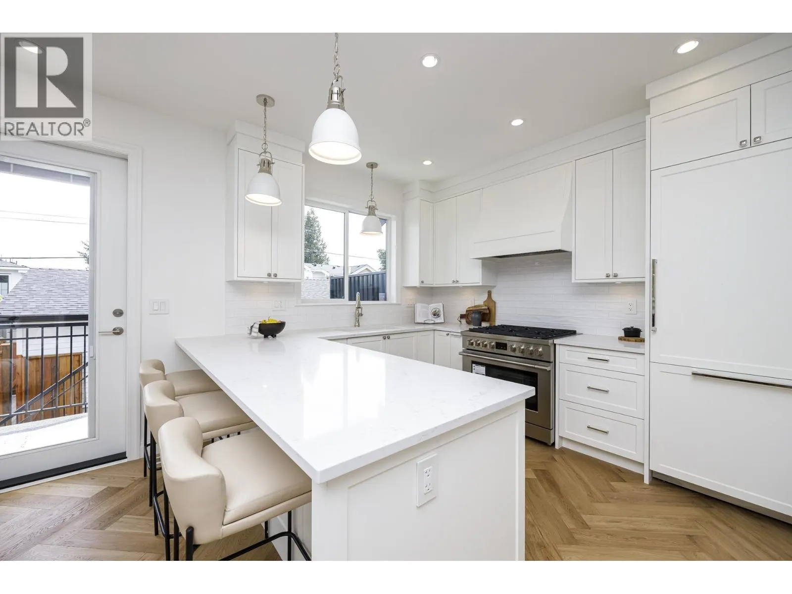 261 E 23RD STREET