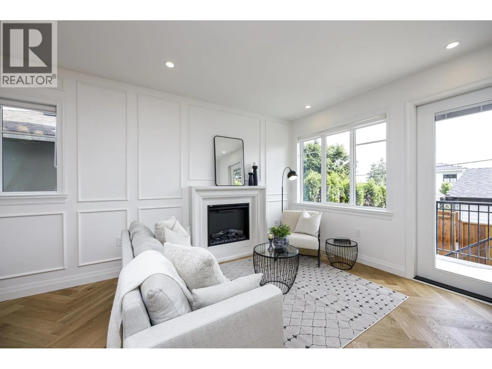 261 E 23RD STREET