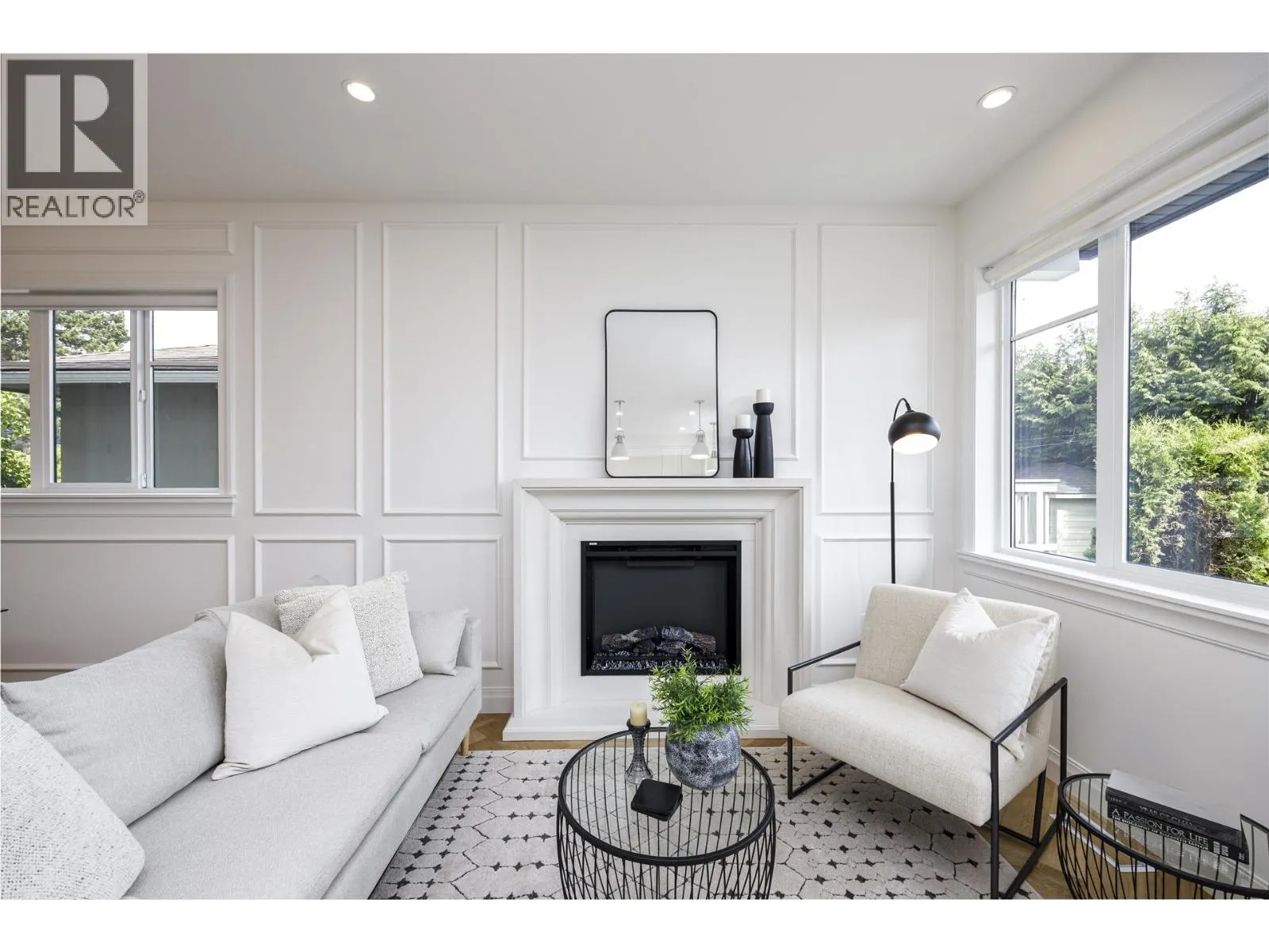 261 E 23RD STREET