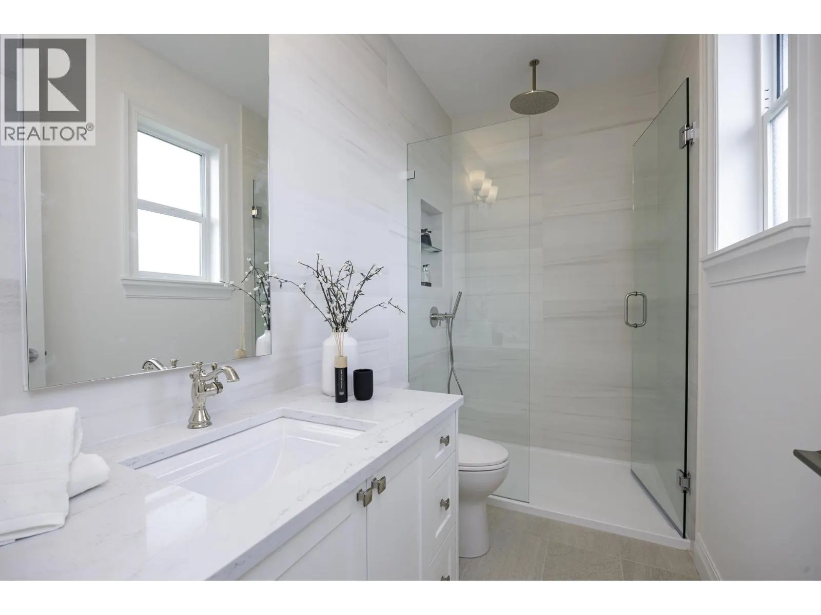261 E 23RD STREET