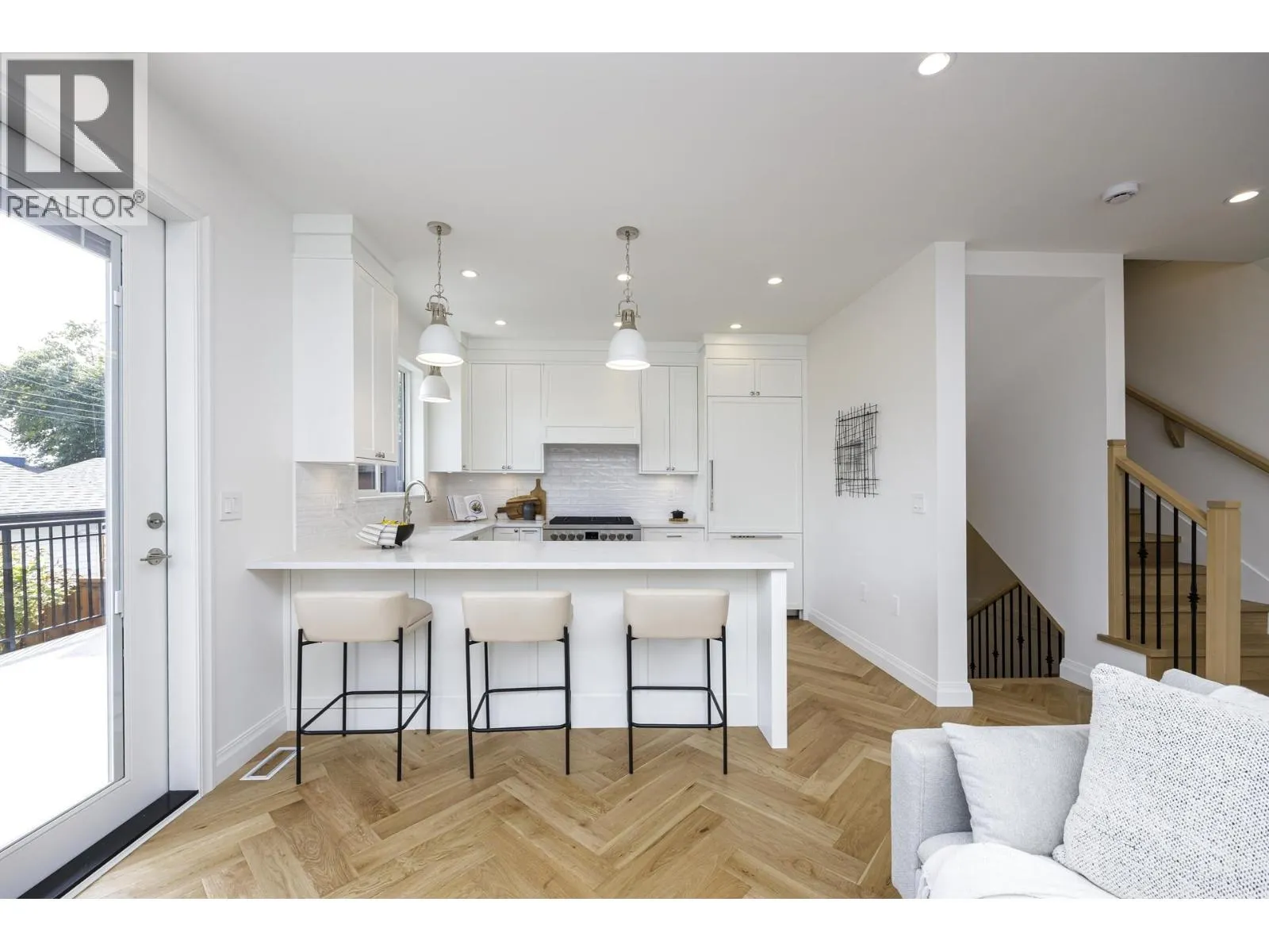 261 E 23RD STREET