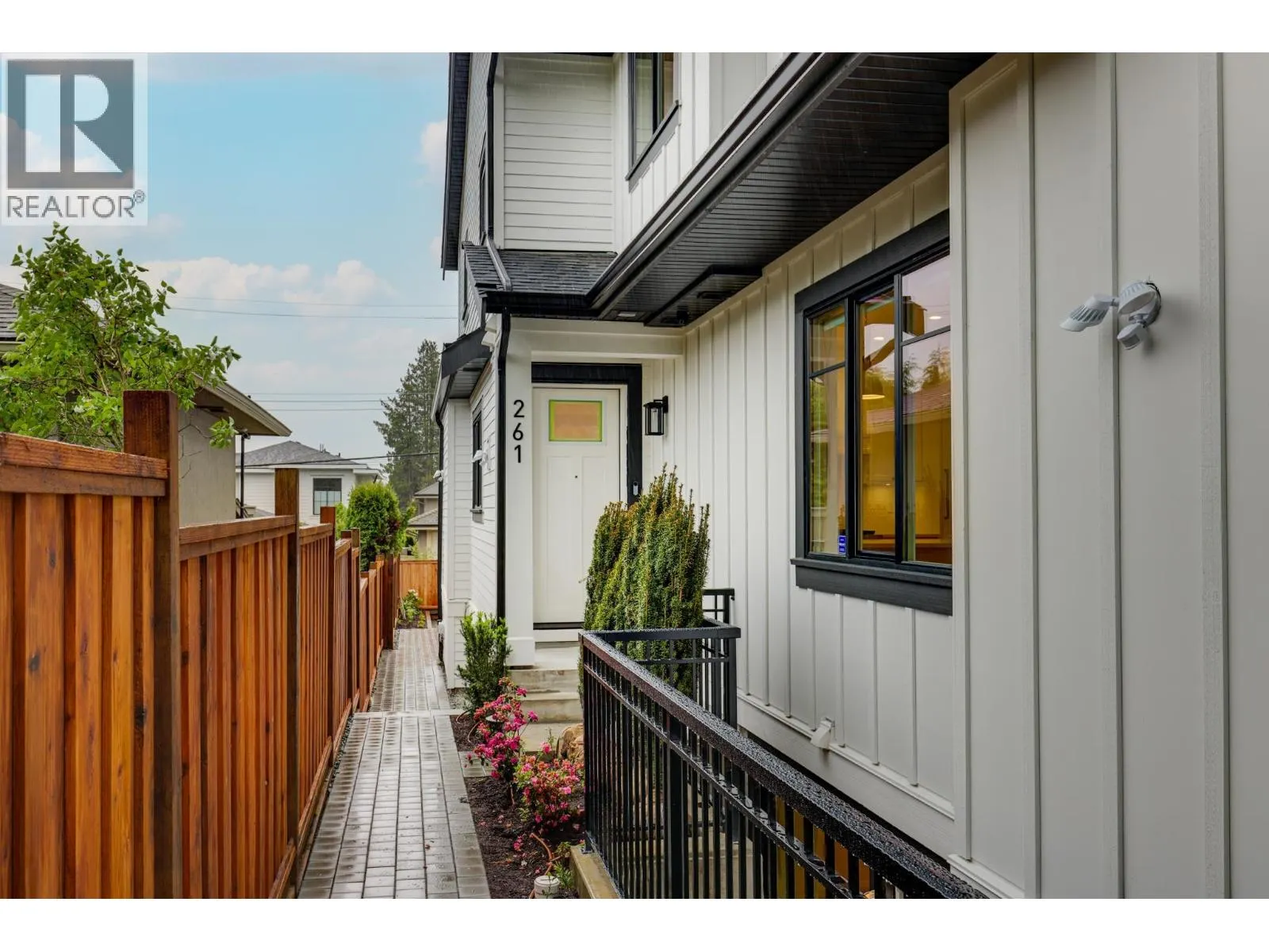 261 E 23RD STREET
