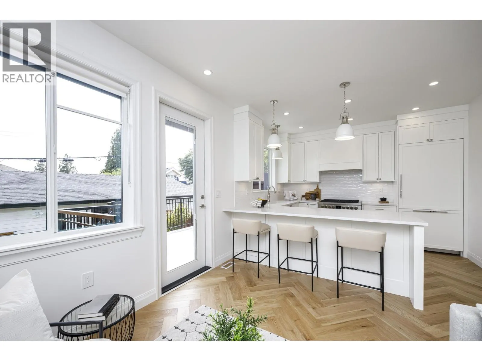 261 E 23RD STREET