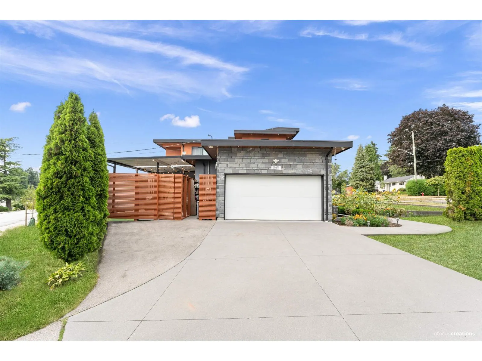10078 MARY DRIVE