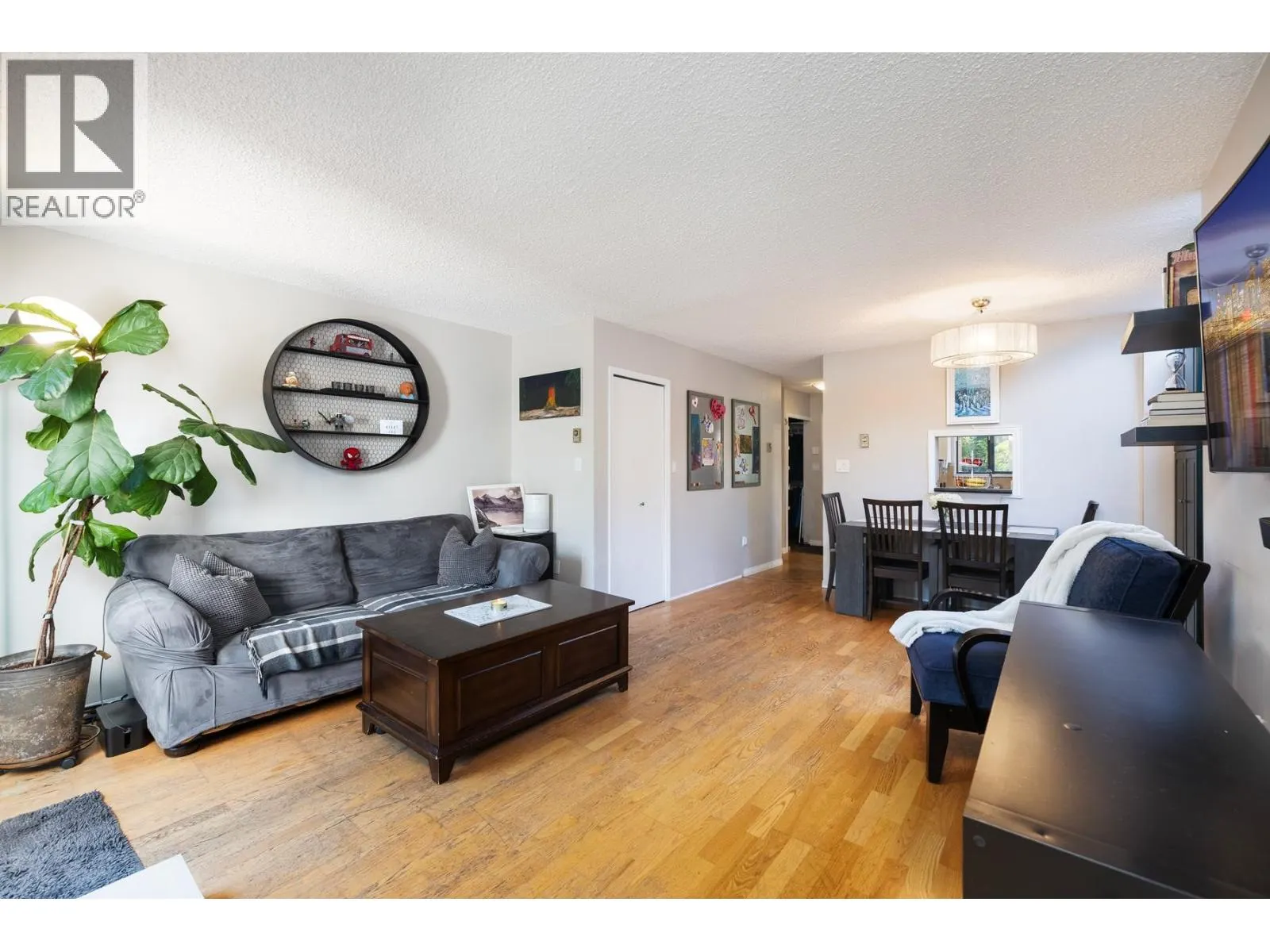 24 230 W 14TH STREET