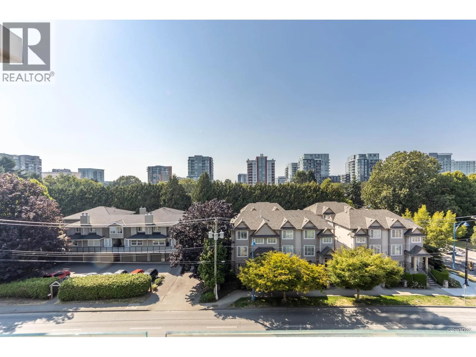 806 6888 COONEY ROAD