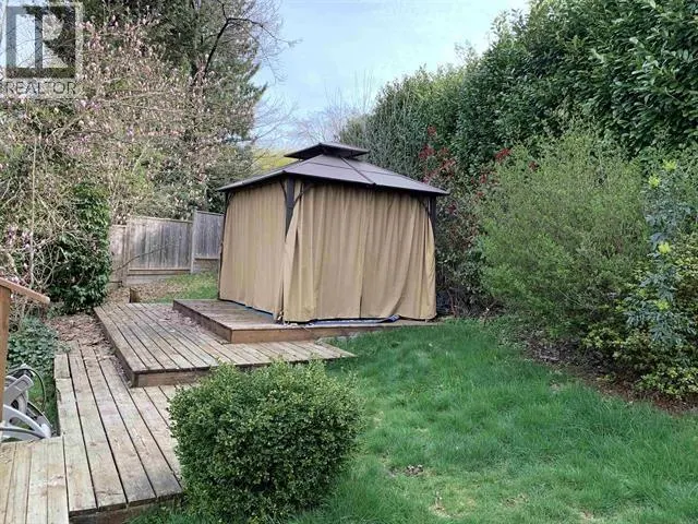 1455 FLORA PLACE