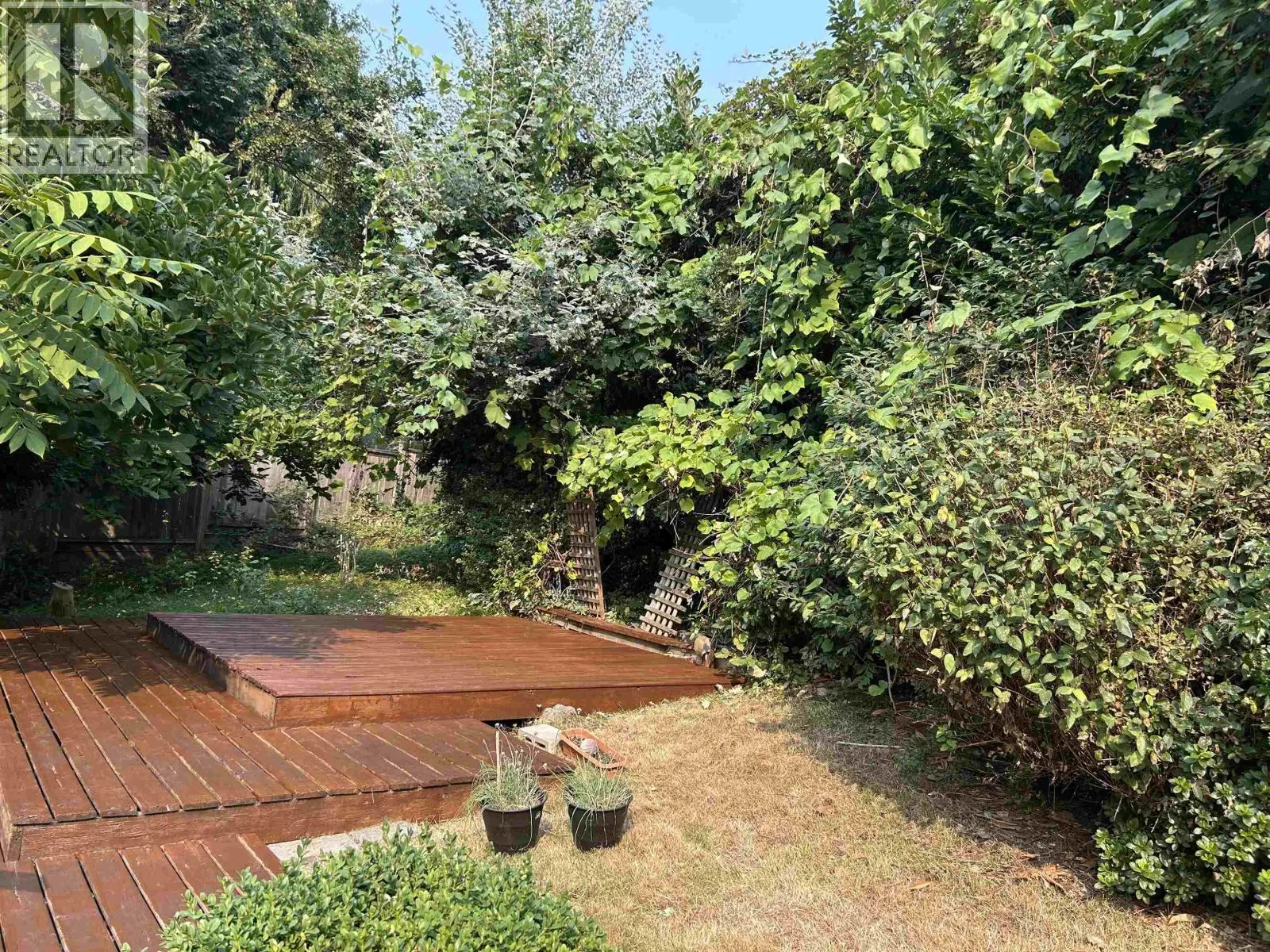 1455 FLORA PLACE
