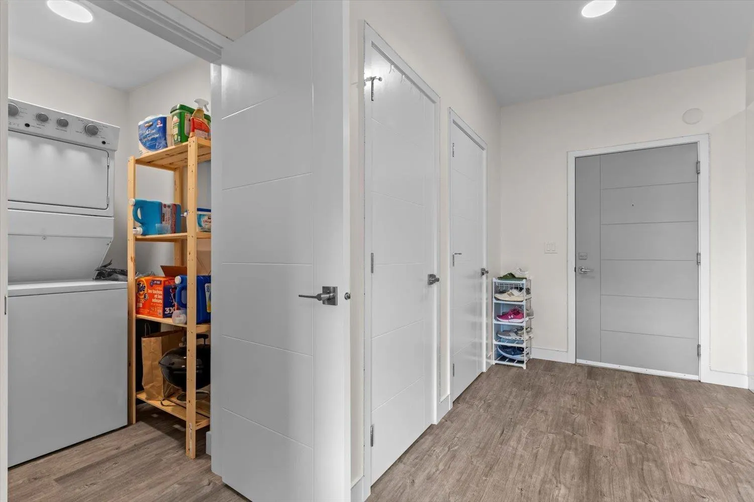 209 9450 ROBSON STREET|Chilliwack Proper West