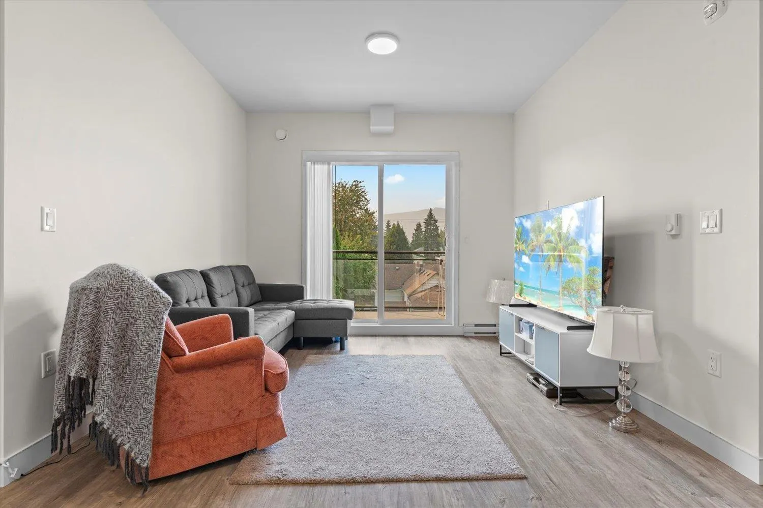 209 9450 ROBSON STREET|Chilliwack Proper West