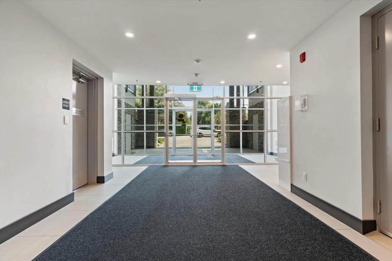 209 9450 ROBSON STREET|Chilliwack Proper West
