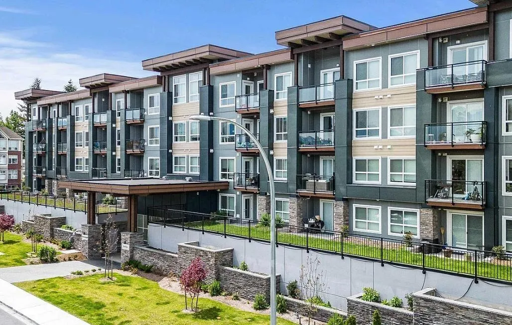 209 9450 ROBSON STREET|Chilliwack Proper West