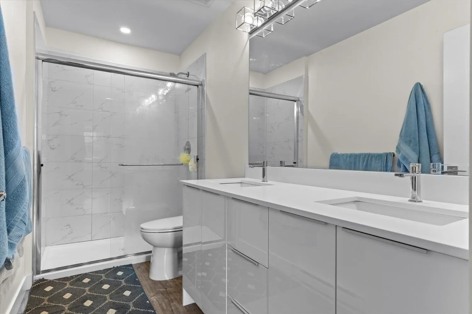 209 9450 ROBSON STREET|Chilliwack Proper West