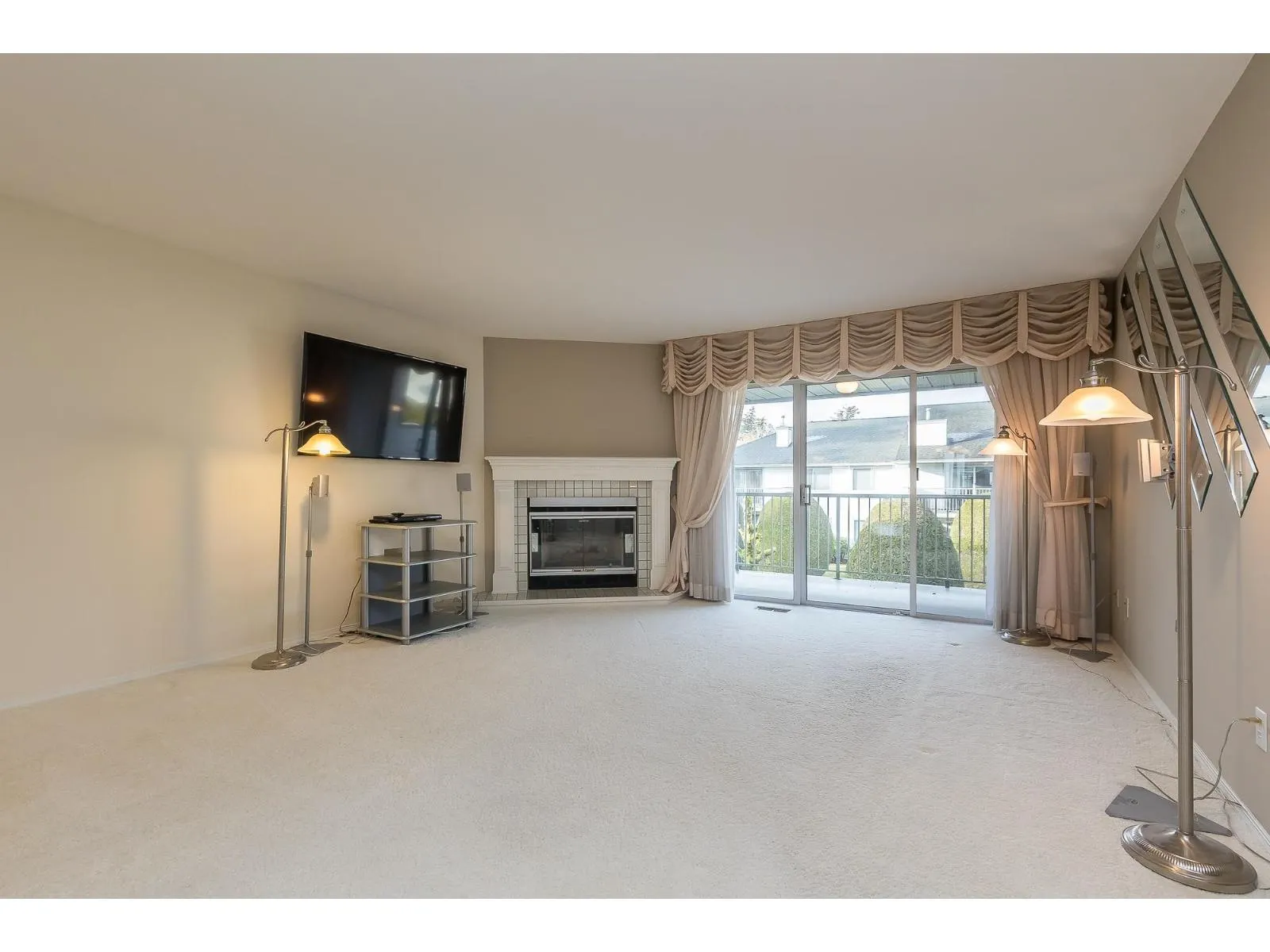 26 33922 KING ROAD