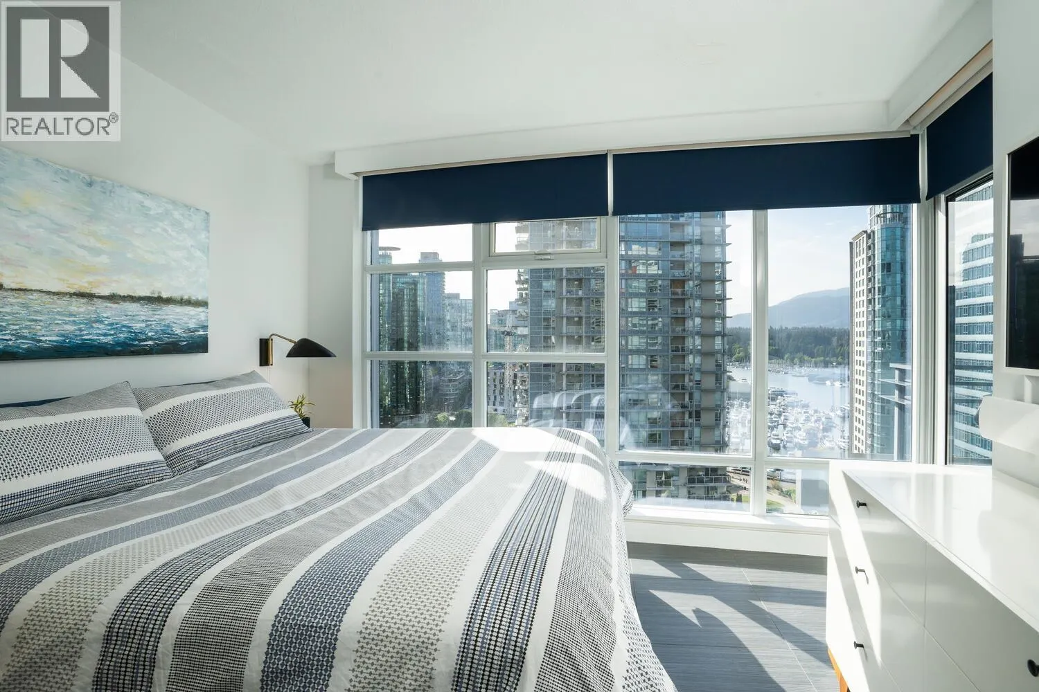 1702 1205 W HASTINGS STREET