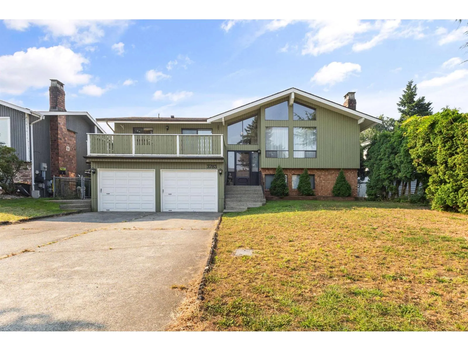 3783 NANAIMO CRESCENT