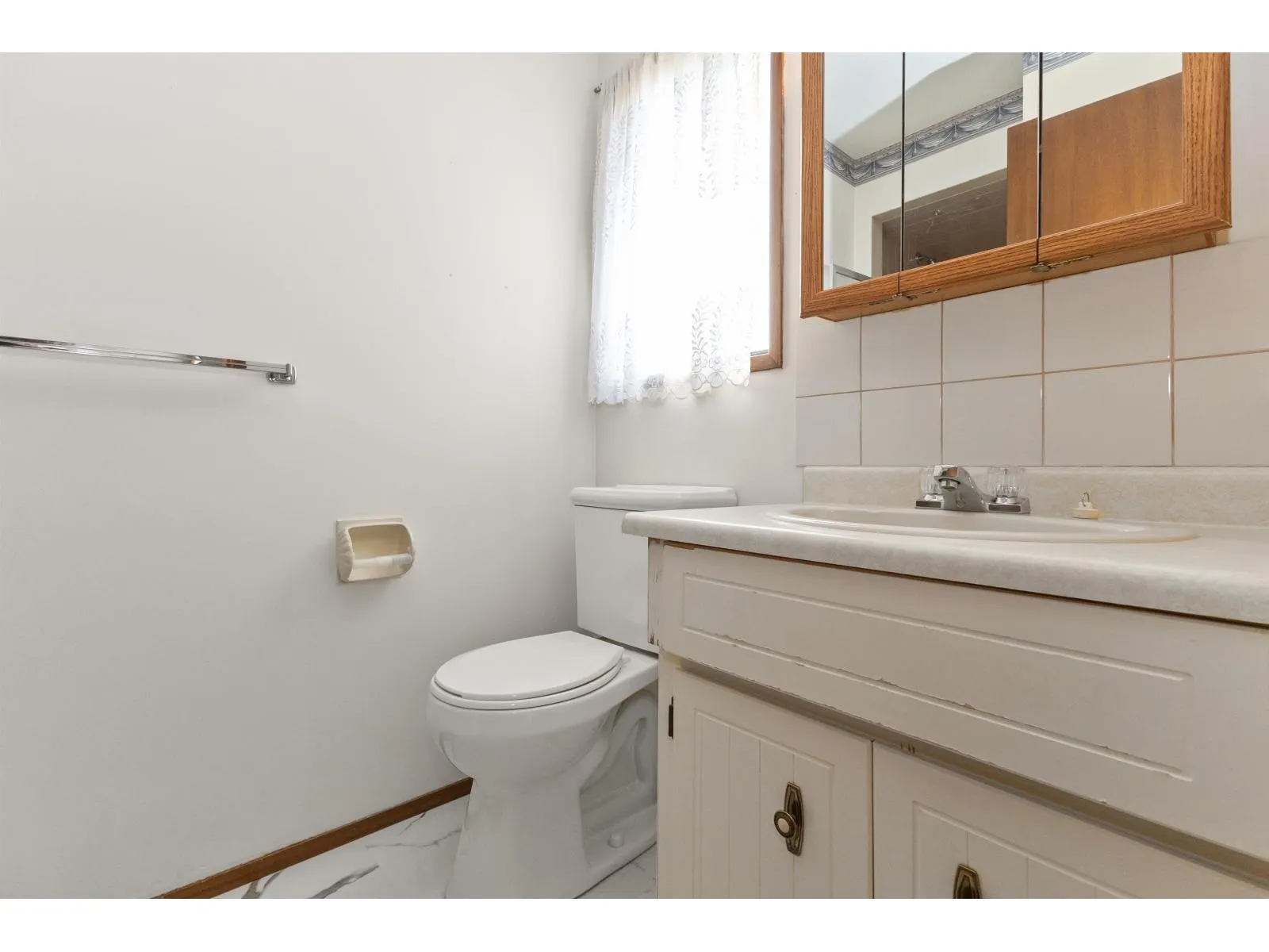 3783 NANAIMO CRESCENT