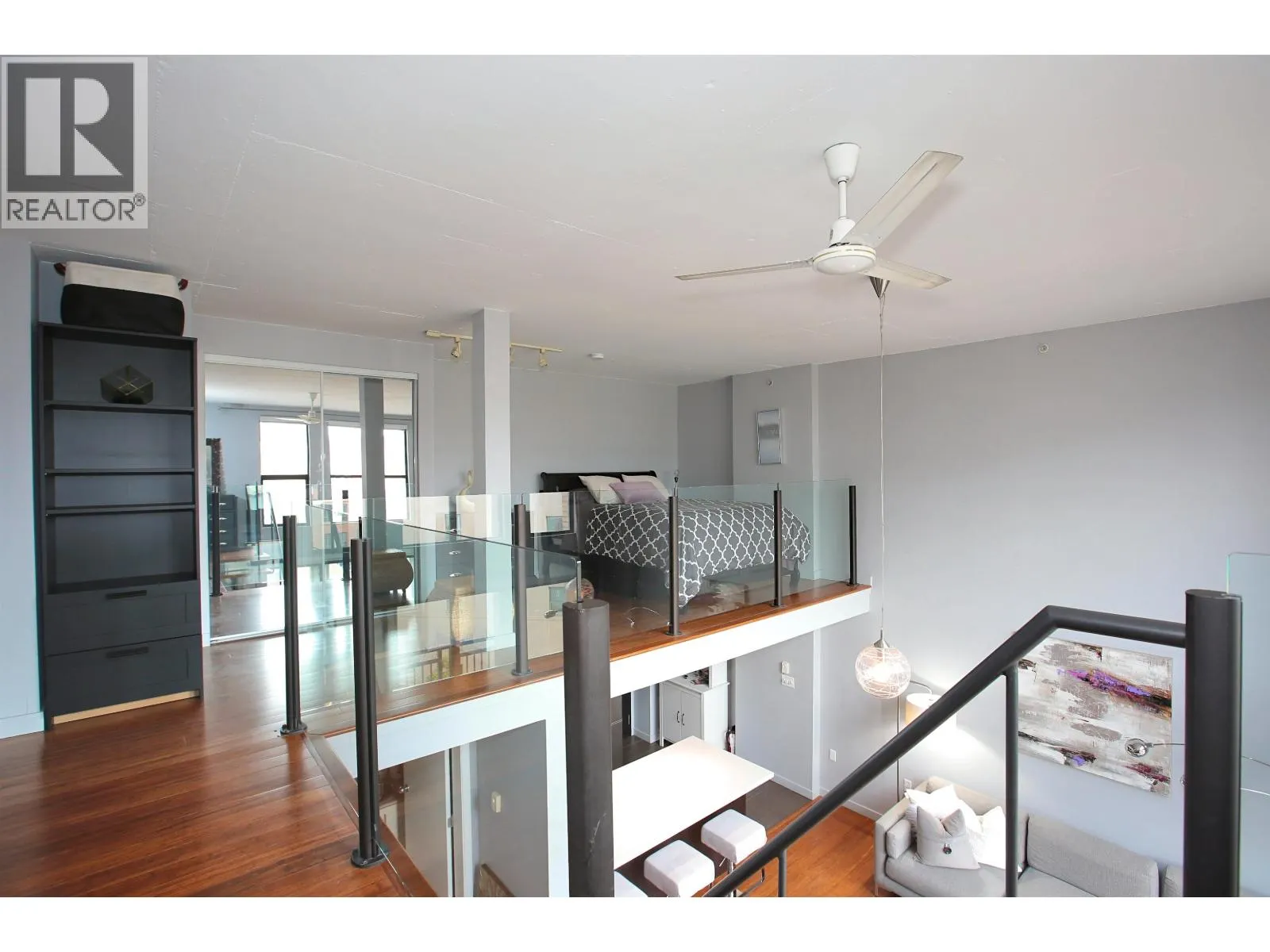 511 22 E CORDOVA STREET