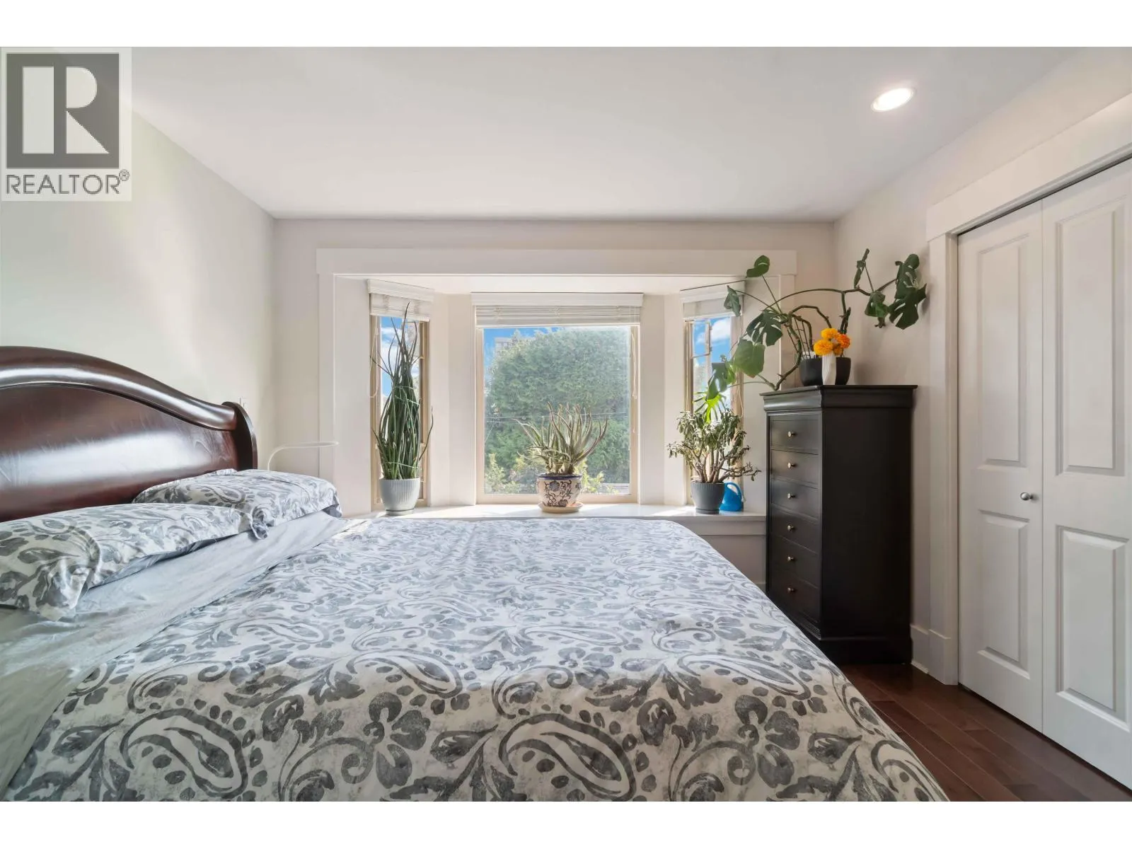 720 W 68TH AVENUE
