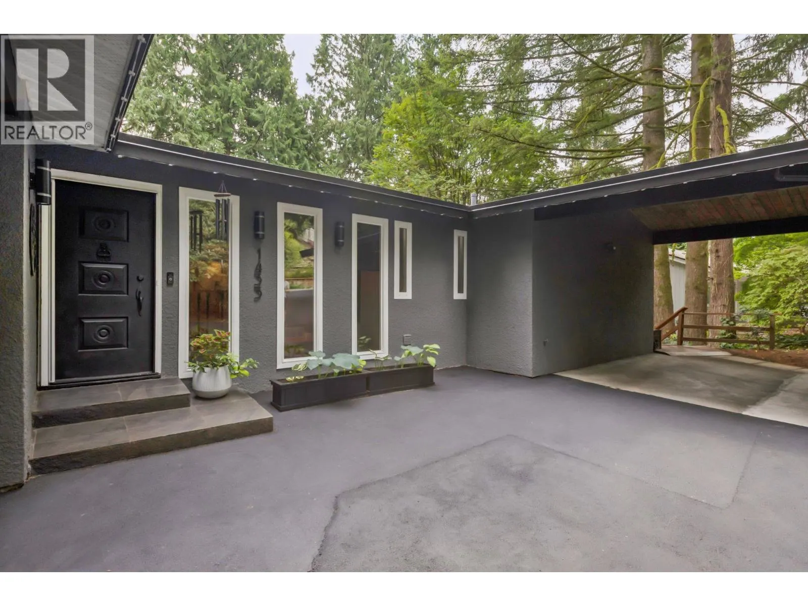 1433 MCNAIR DRIVE