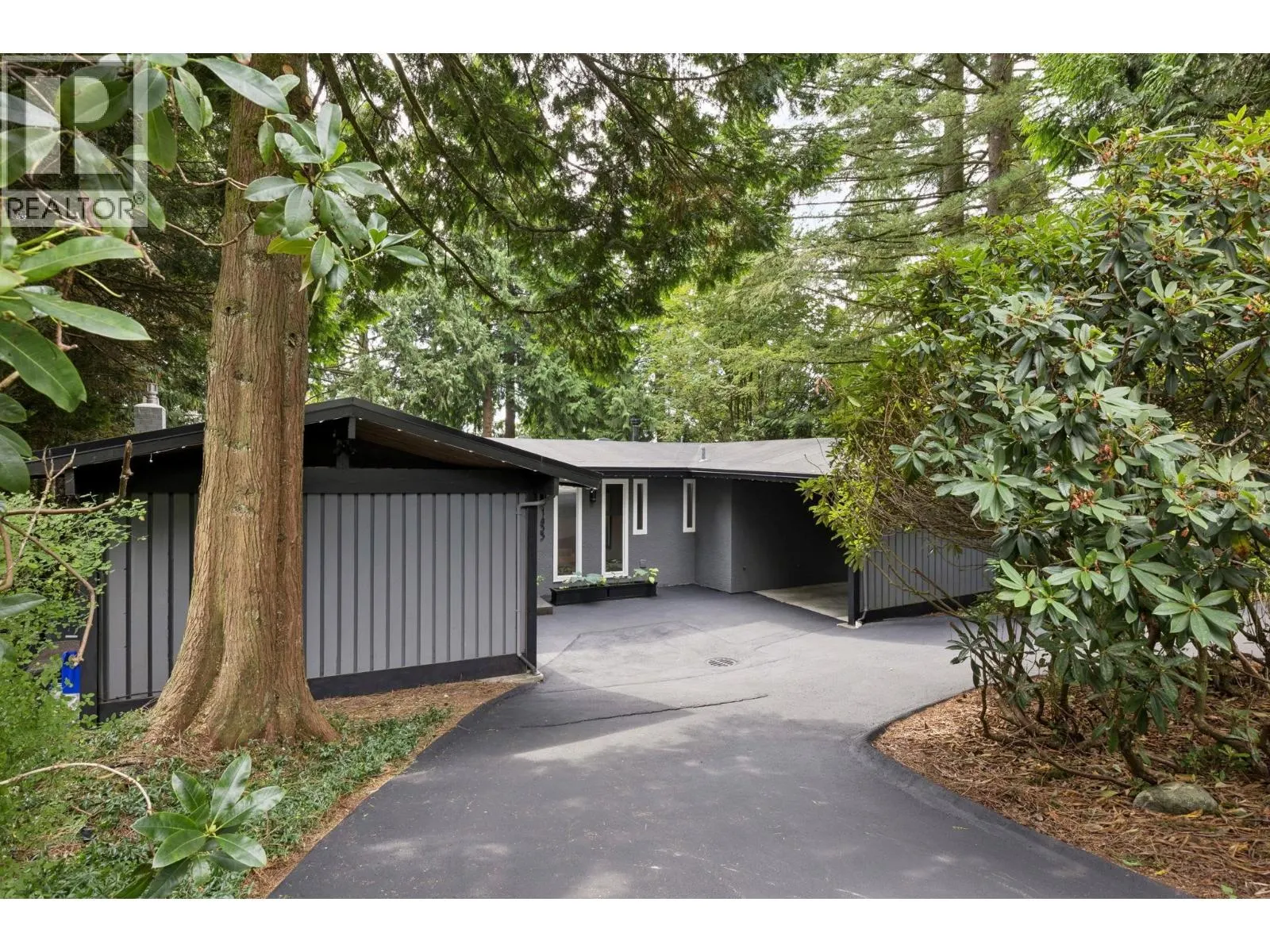 1433 MCNAIR DRIVE