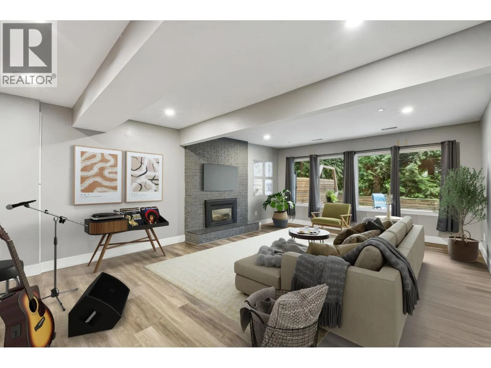 1433 MCNAIR DRIVE