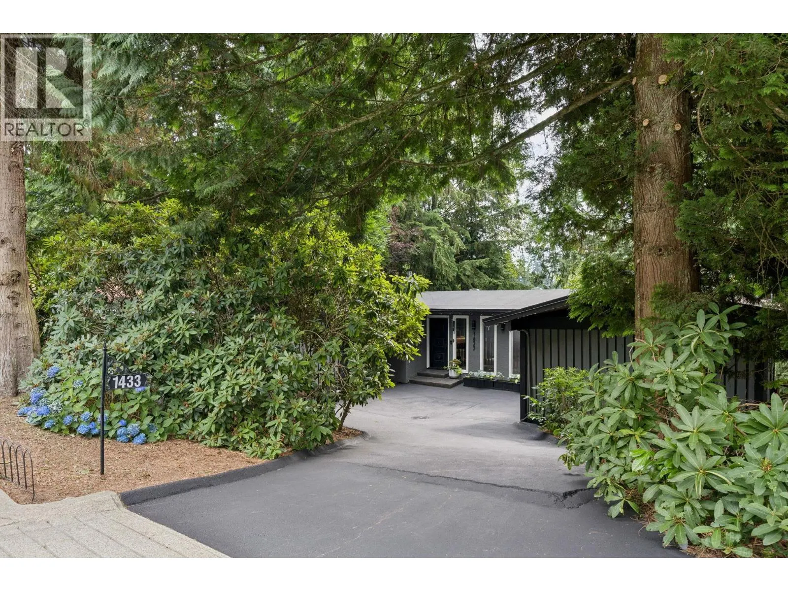 1433 MCNAIR DRIVE