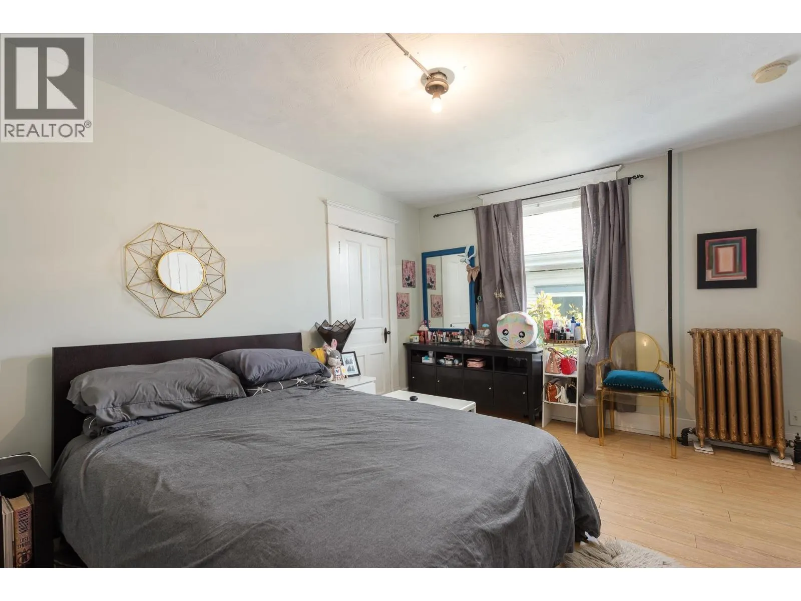226 SECOND STREET