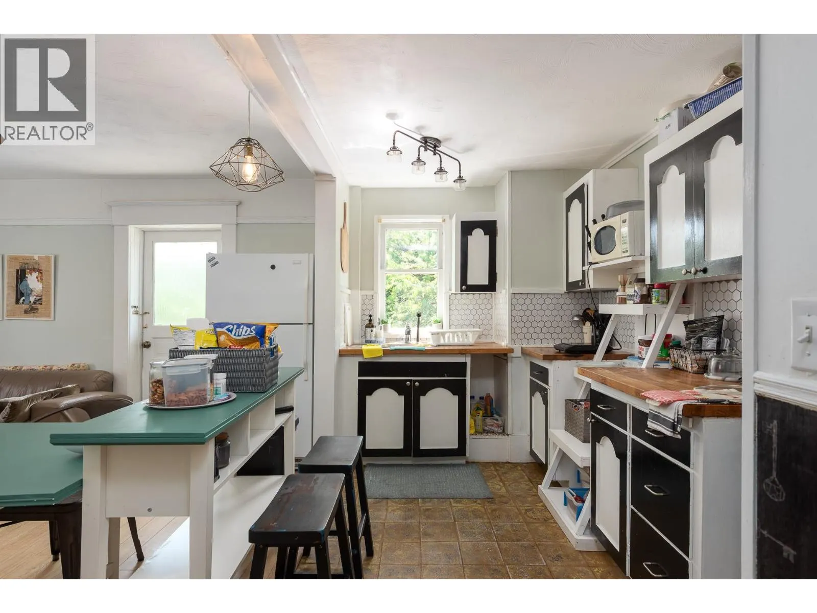 226 SECOND STREET