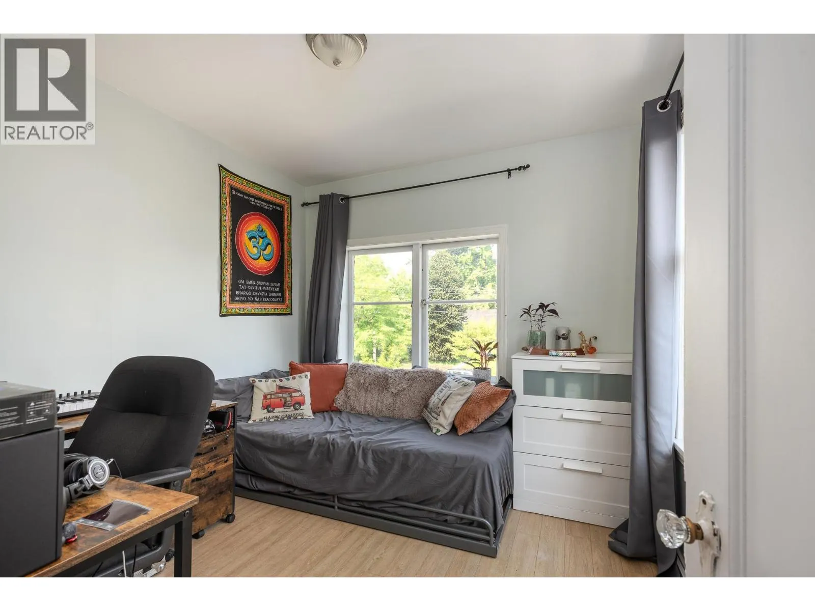 226 SECOND STREET