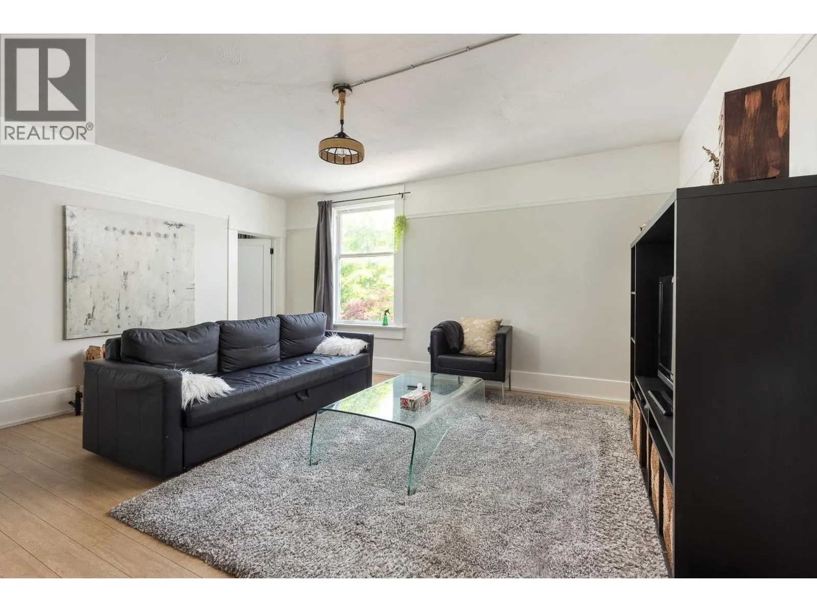 226 SECOND STREET