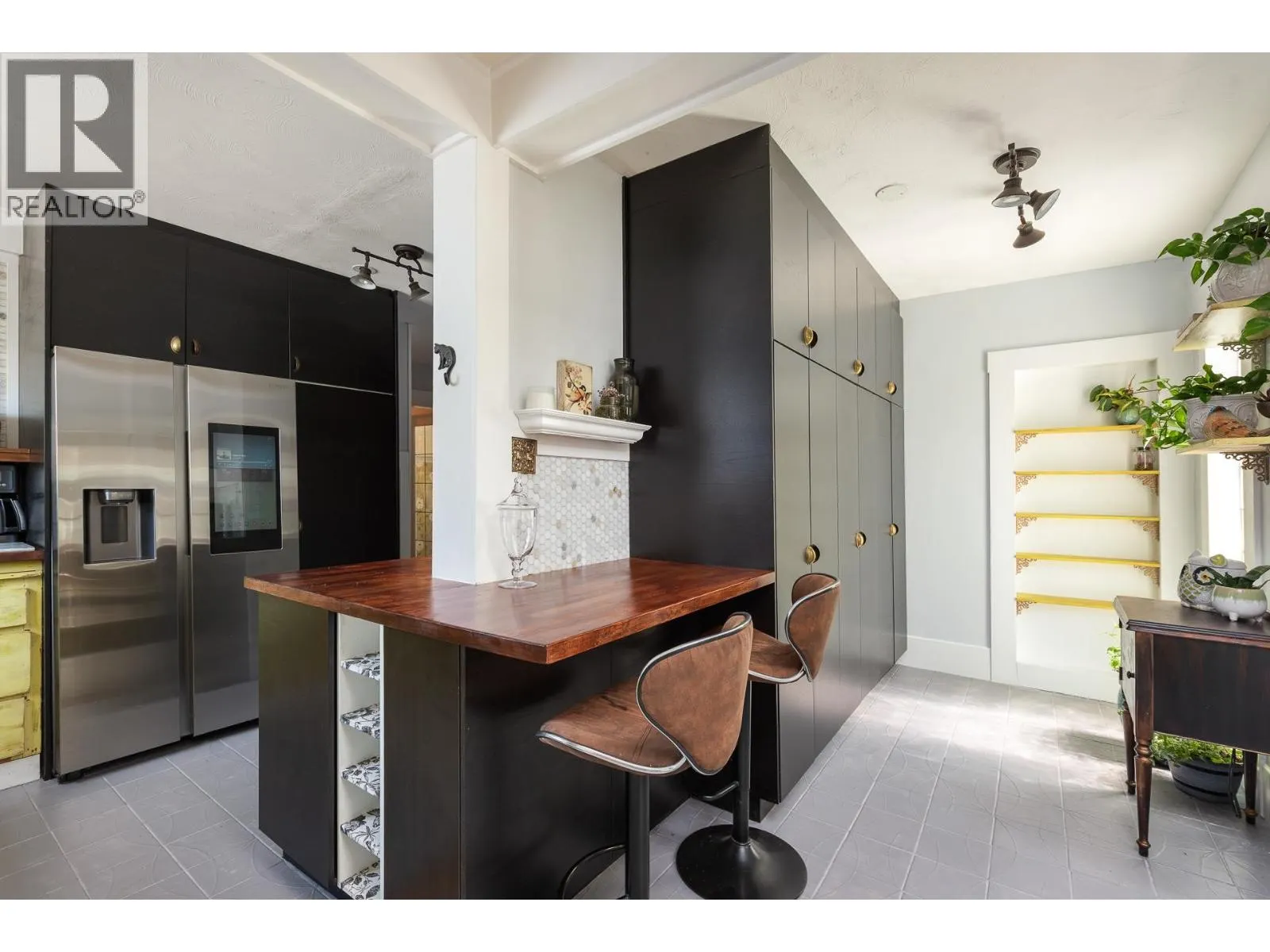 226 SECOND STREET