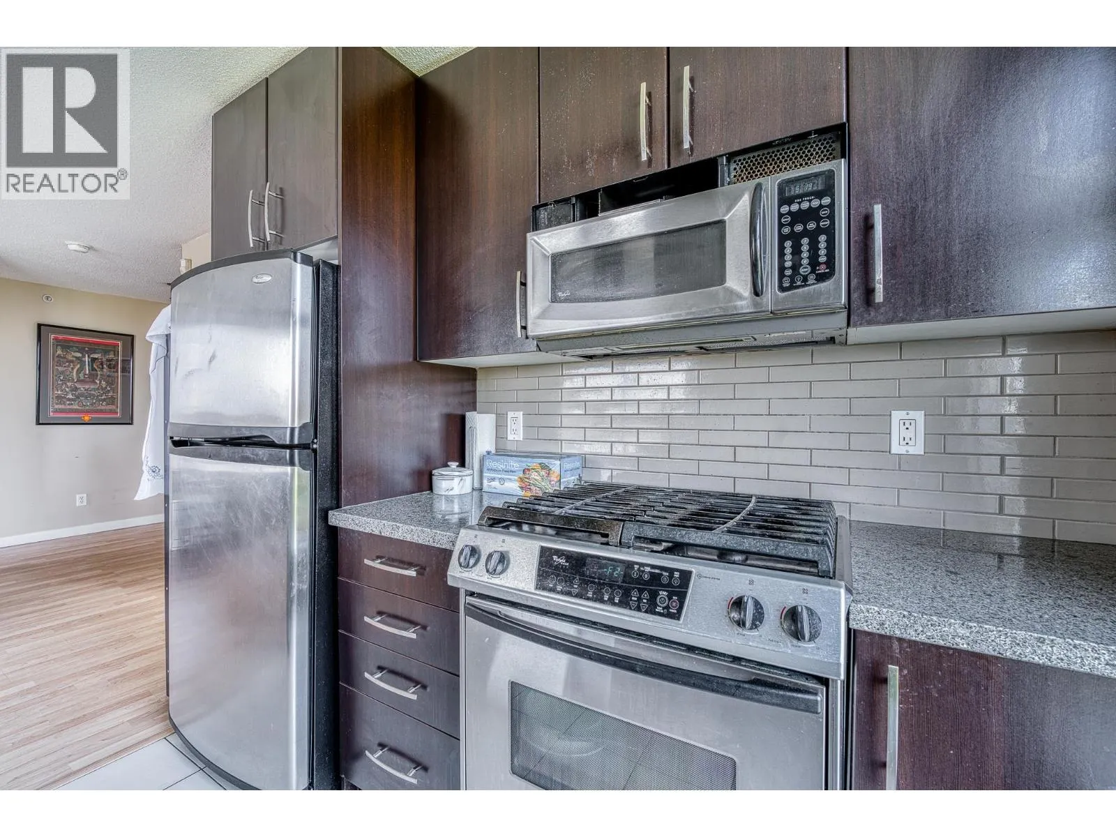 803 5068 KWANTLEN STREET