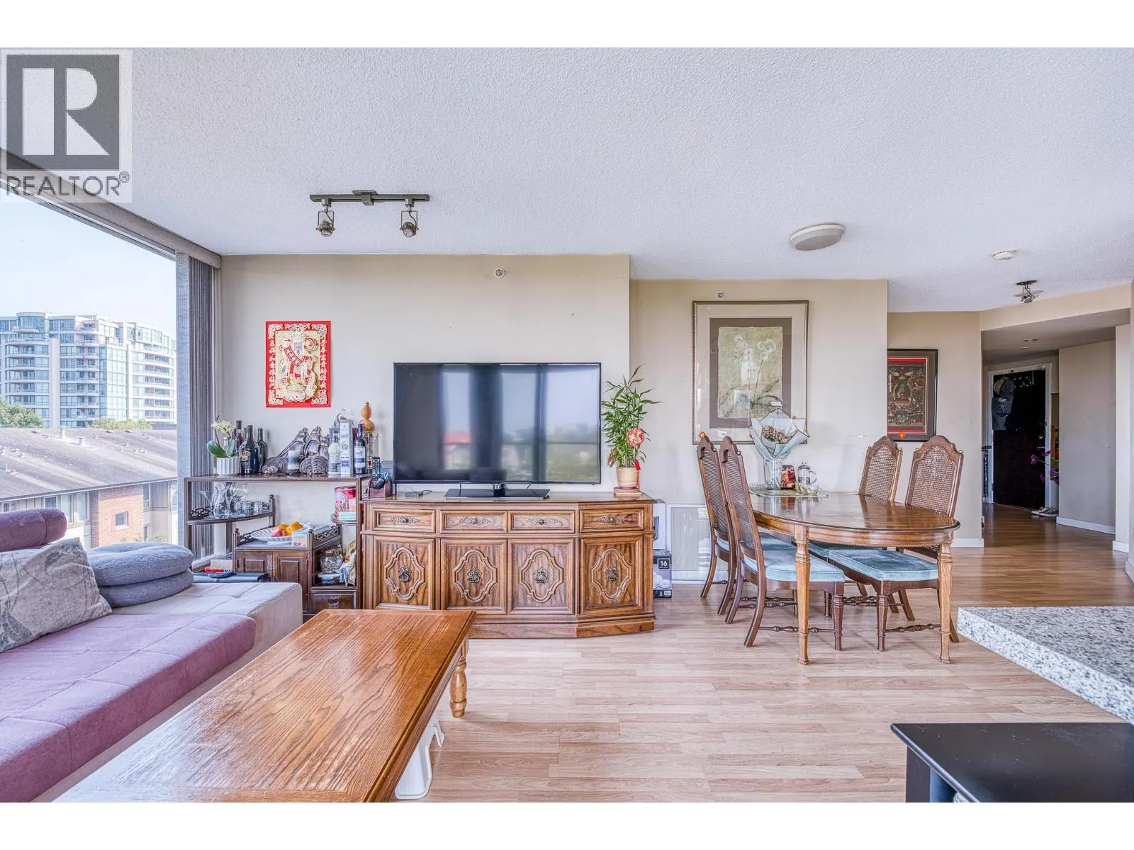 803 5068 KWANTLEN STREET