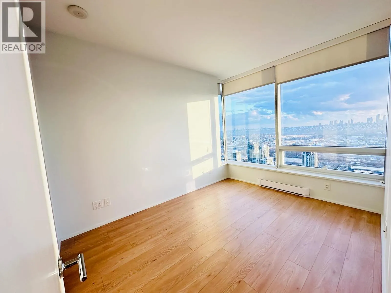 5007 4510 HALIFAX WAY